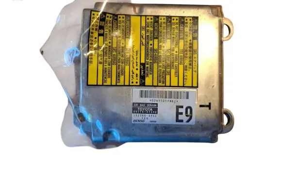 Toyota Prius (XW20) Airbag control unit/module 8917047390 1523006952
