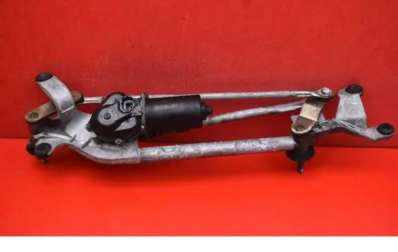 Front wiper linkage and motor