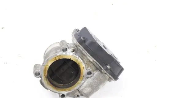 Audi A4 S4 B8 8K Throttle valve 06F133062G