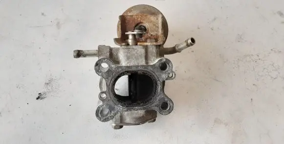 Honda CR-V Throttle valve