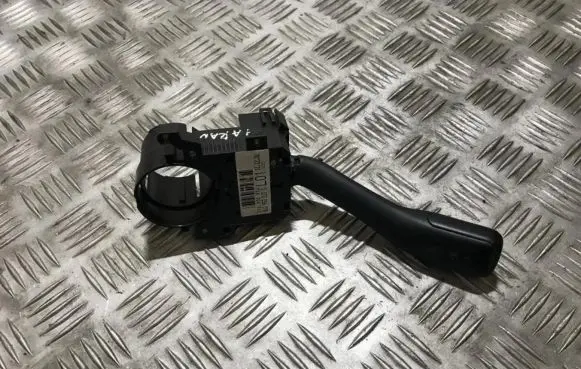 Volkswagen Golf IV Indicator stalk 8l0953513g 202852atw