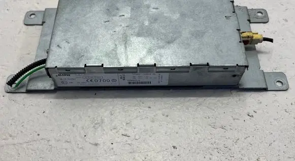 BMW 5 E60 E61 Bluetooth control unit module 6946393