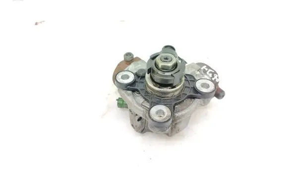 Volvo V60 Fuel injection high pressure pump 31272896 120301 0445010618