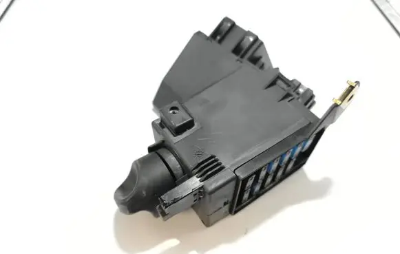 Mercedes-Benz E W210 Light switch 2105450104