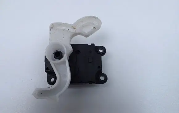 Opel Zafira C Intake manifold valve actuator/motor HAD12004A 2811164A