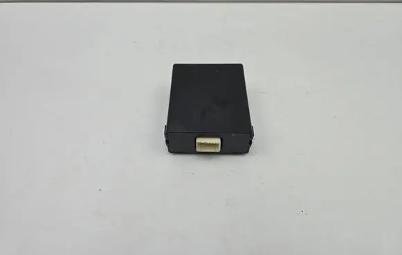 Toyota Prius+ (ZVW40) Other control units/modules 8657247020 1101007142