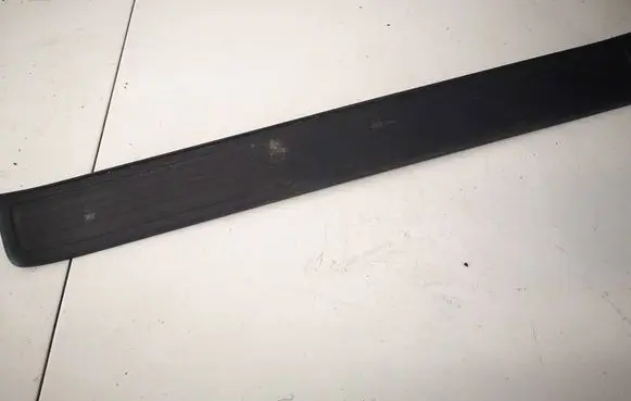 Honda CR-V Front sill trim cover 84252SWAA