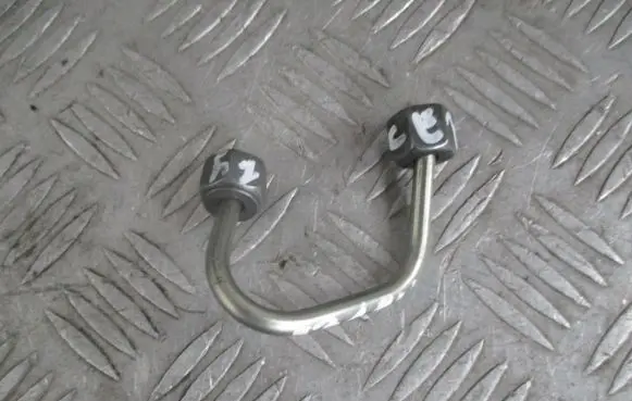 Renault Scenic III - Grand scenic III Fuel line pipe