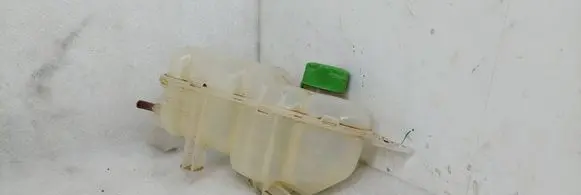 Suzuki Vitara (LY) Coolant expansion tank/reservoir 1793074S00