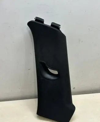 Porsche Cayenne (92A) (C) pillar trim 7P5867242M