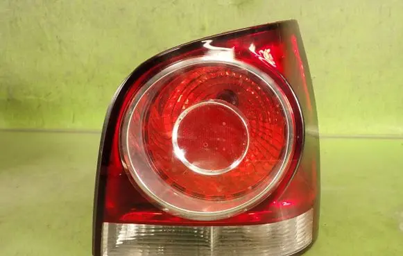 Volkswagen Polo Rear/tail lights 11-B115B