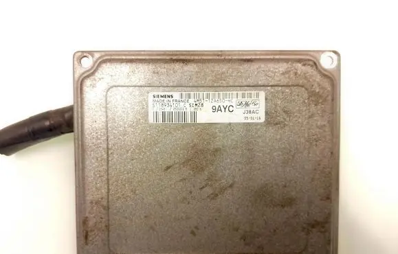 Ford Focus C-MAX Engine control unit/module S118934101C 4M5112A650HC