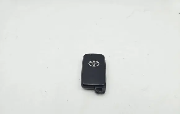 Toyota Auris E180 Ignition key/card 