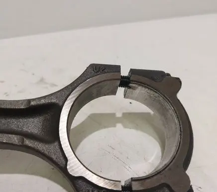 KIA Ceed Piston with connecting rod GF089