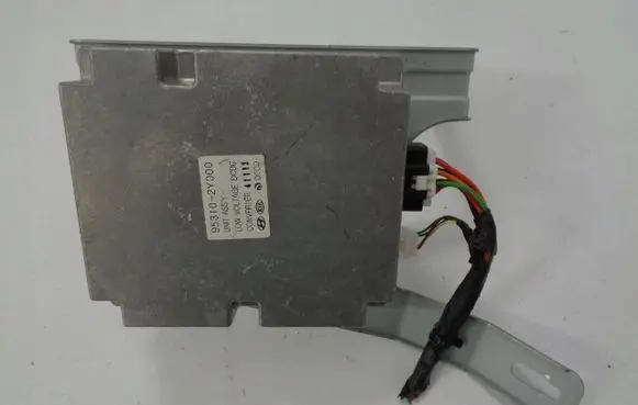 Hyundai ix35 Voltage converter/converter module 