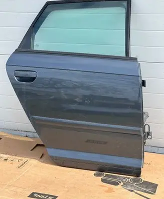 Audi A3 S3 A3 Sportback 8P Rear door