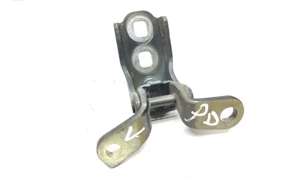 Opel Astra K Front door upper hinge A046057