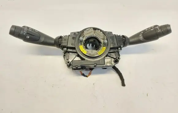 Volvo XC40 Headlight wiper switch 32275368JLK01