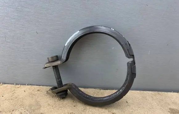 BMW 5 F10 F11 Muffler pipe connector clamp 7804161 11657804161 11658518404