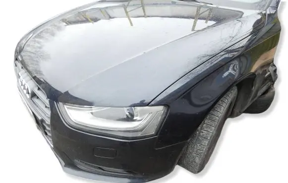 Audi A4 S4 B8 8K Fender 8K0821105J