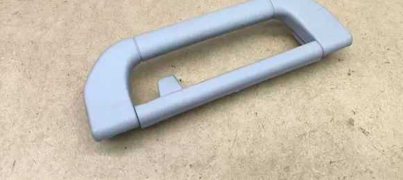 Rear interior roof grab handle