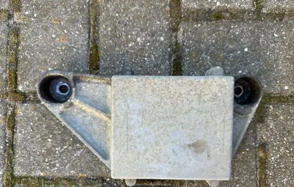 Land Rover Range Rover Velar Rear differential/diff mount bracket GX734B148CB