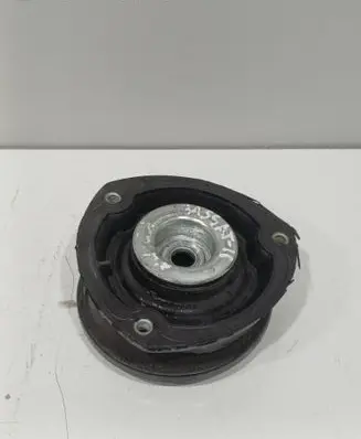 Volkswagen Passat Alltrack Front upper strut mount 5Q0412331C