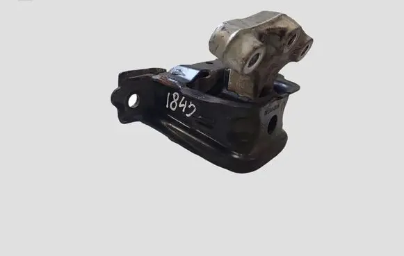 Citroen C3 Engine mount bracket 9681706580 9683181180