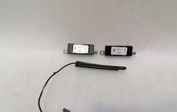 Maserati GranTurismo Aerial antenna amplifier 231149