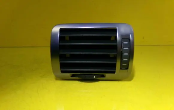 Skoda Superb B5 (3U) Dashboard side air vent grill/cover trim 3U0819701A