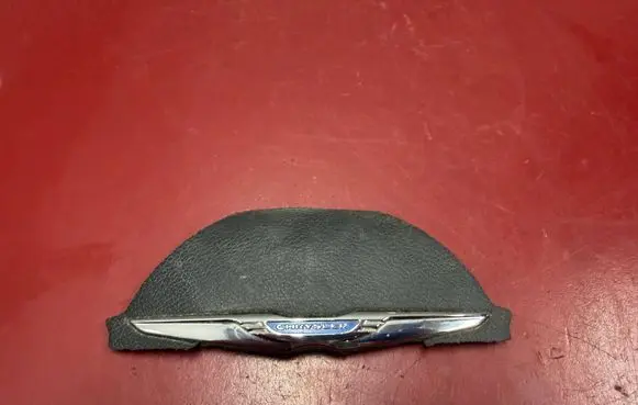 Chrysler Pacifica Steering wheel airbag 