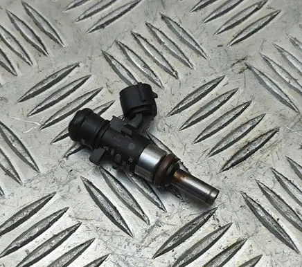 Porsche Macan (95B) Fuel injector 06L906031A 0280158266