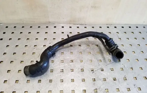 Skoda Superb B6 (3T) Engine coolant pipe/hose