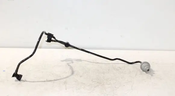 Volkswagen Golf VII Vacuum line/pipe/hose 04E133366E