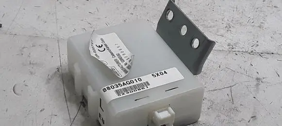 Subaru Legacy Door central lock control unit/module 88035AG010