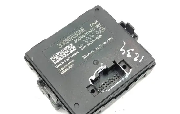 Audi A1 Gateway control module 3Q0907530G 3Q0907530AR A3C0903570254