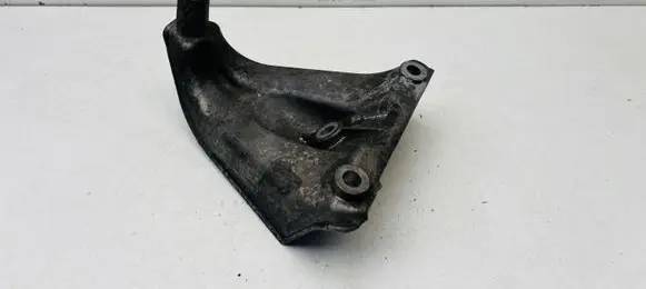 Audi A8 S8 D2 4D Engine mounting bracket 4D0199308AC
