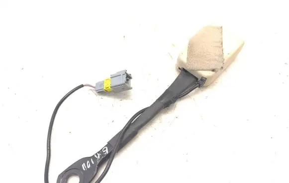 Citroen C6 Rear seatbelt buckle 6281113F1904