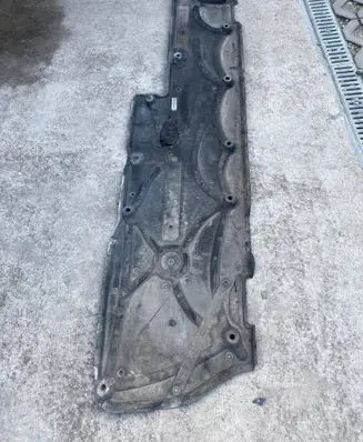 Mercedes-Benz E W212 Side bottom protection A2126100508BILI A2126100508