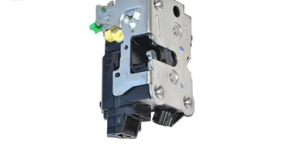 Iveco Daily 5th gen Front door lock 5801352922