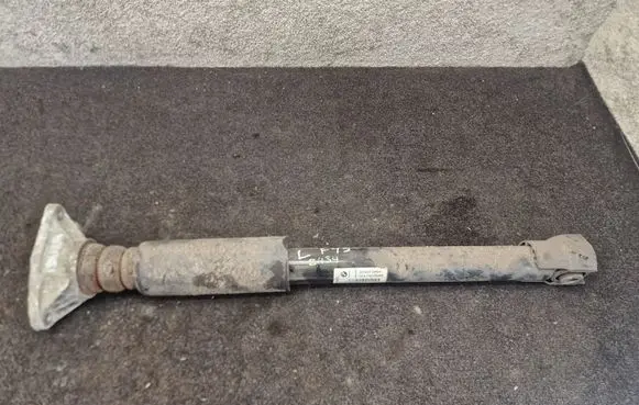 BMW 2 F46 Rear shock absorber/damper 6857466