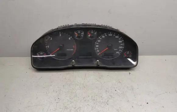 Audi A4 S4 B5 8D Speedometer (instrument cluster) 8D0920931