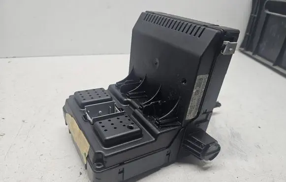 Volvo S60 Fuse module 30728356