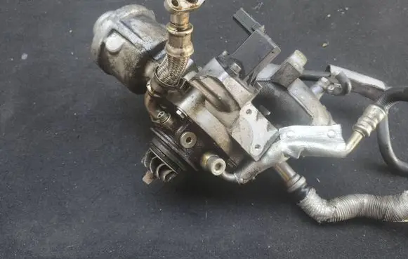 Audi A4 S4 B8 8K Turbo 06h145701l