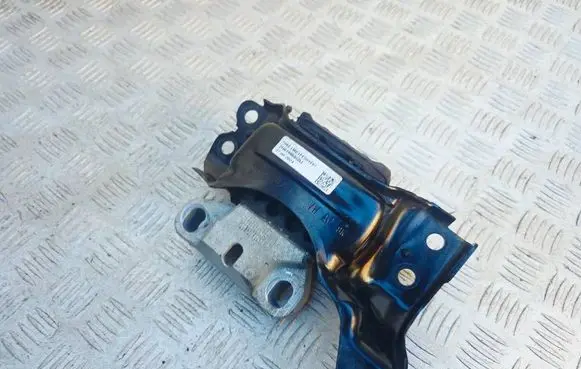 Audi A1 Engine mount bracket 2Q0199555BJ
