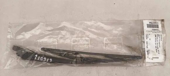 Mitsubishi Outlander Rear wiper blade arm 8253a029