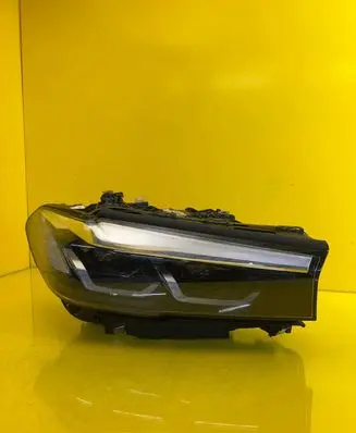 BMW 5 G30 G31 Headlight/headlamp 5A26FA4-02