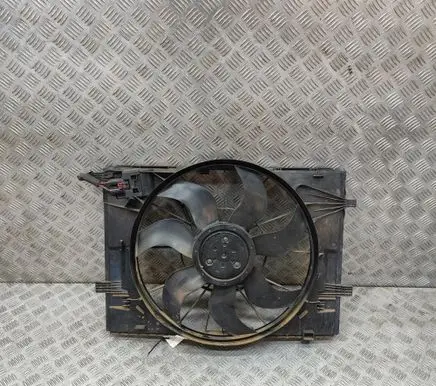 Mercedes-Benz E W213 Radiator cooling fan shroud A0999061000 0130708401
