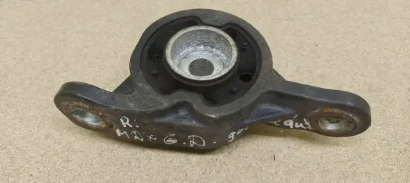 Acura MDX III Rear differential mounting bracket 