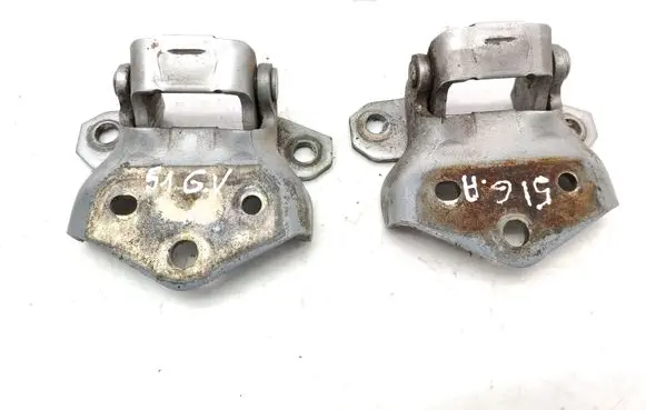 Mitsubishi Pajero Tailgate/trunk/boot hinge